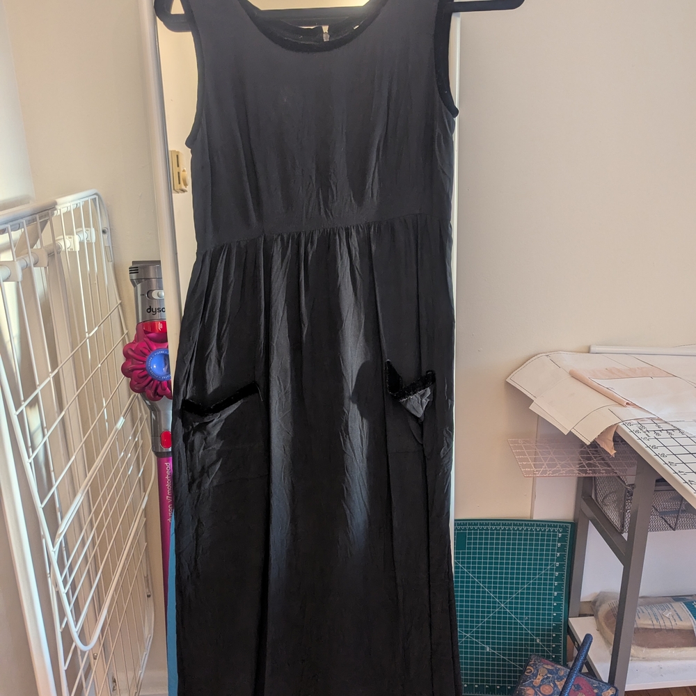 Dusen Dusen Black Sleeveless Maxi Dress Size 2